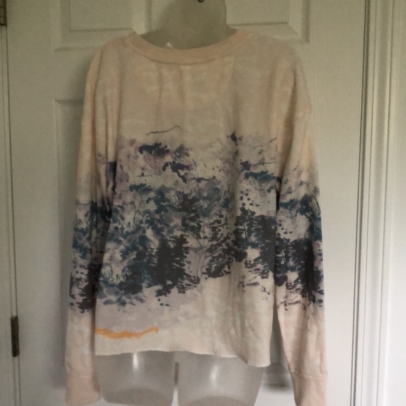 Anthropologie watercolor mountains henley thermal top Size L - Picture 4 of 8